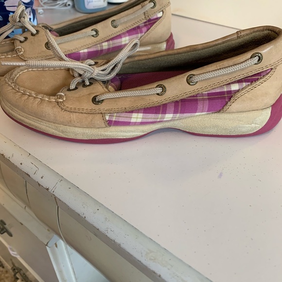 Sperry’s - Picture 2 of 3